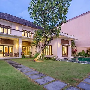  Villa Bali Lotus Endonezya